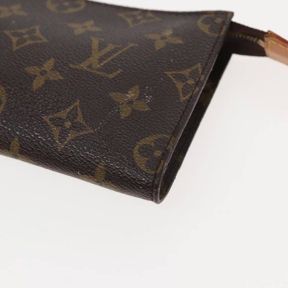 LOUIS VUITTON Monogram Bucket PM Pouch Accessory Pouch LV Auth 82588 - Picture 7 of 16